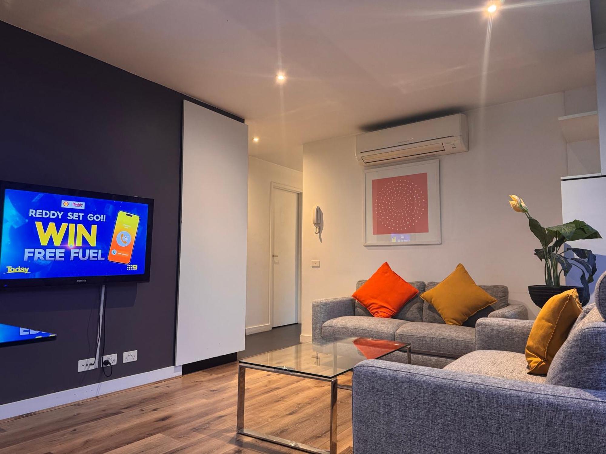 Aura On Flinders Serviced Apartments Мелбърн Екстериор снимка